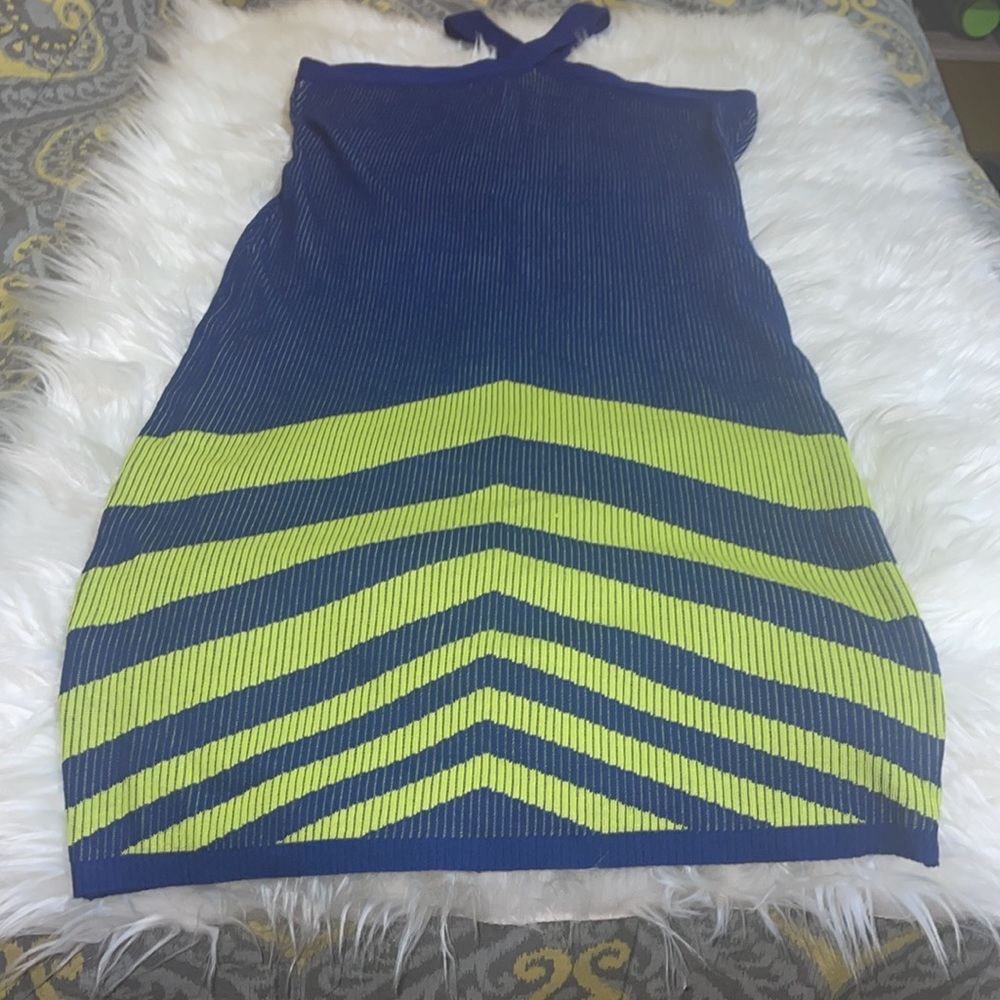 Dress - Picture 3 of 7